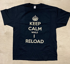 Футболка "Keep Calm While I reload" черная