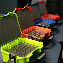 Кейс UNKNOWN MUNITION средний Lime .300/.338